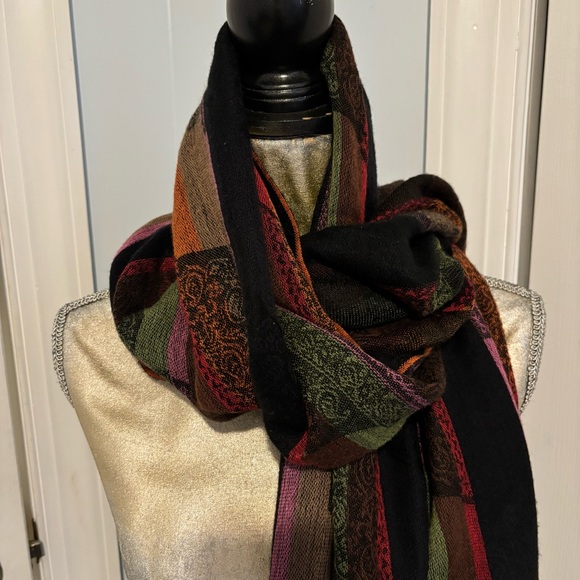 Sivana- Himalayan Yak Wool Wrap - Winterberry Extra Long, Wide Scarf/Wrap Soft - Picture 3 of 6
